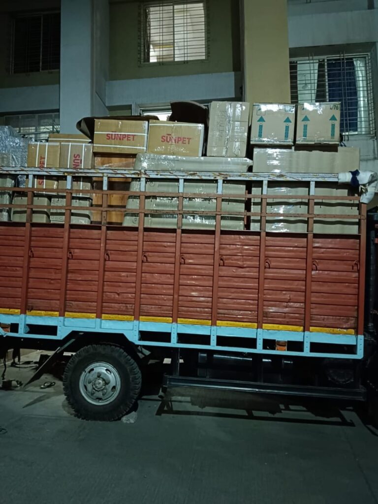 Mini Tempo Service in Ahmedabad for Household and Office Goods Delivery